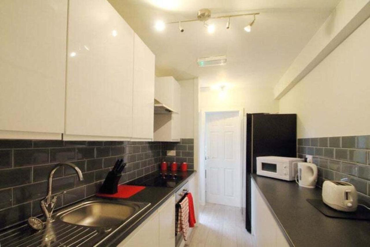 Junior Homes Бирмингам Екстериор снимка